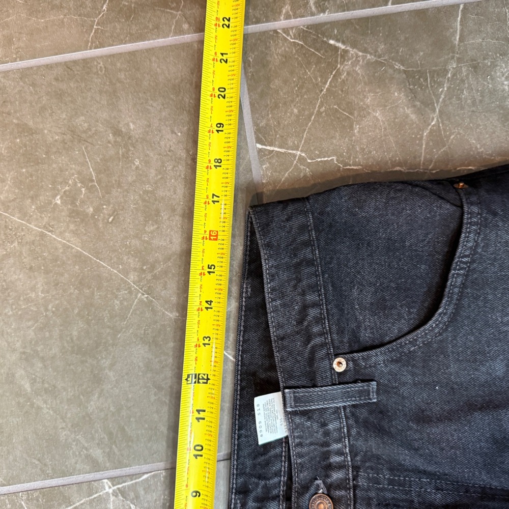 Vintage Levi's 560 Loose Fit Tapered Leg Jeans Black Made in USA 34 x 30 - Picture 6 of 8